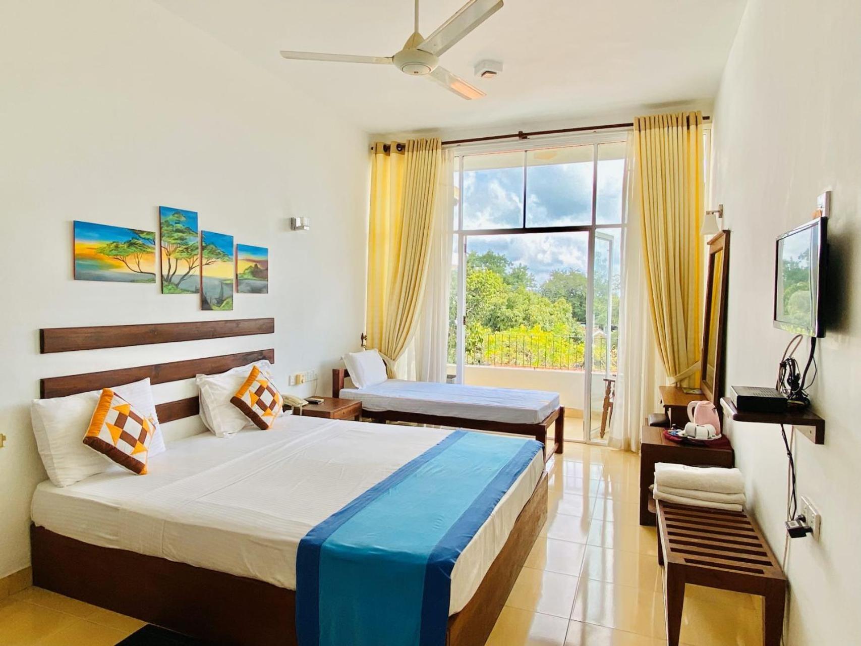 Ceylan Lodge Anuradhapura Zewnętrze zdjęcie