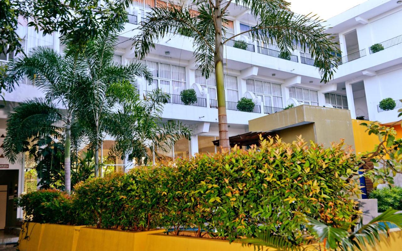 Ceylan Lodge Anuradhapura Zewnętrze zdjęcie